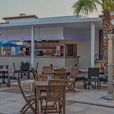 אתר נופש Akpalace באלאק