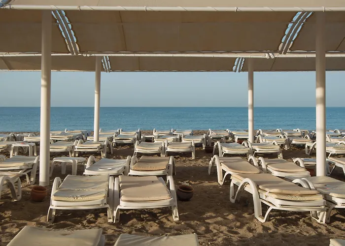 منتجع Akpalace