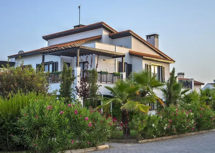 منتجع Akpalace بيليك