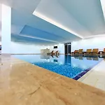 Akpalace منتجع 5*