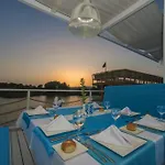 منتجع Akpalace 5*